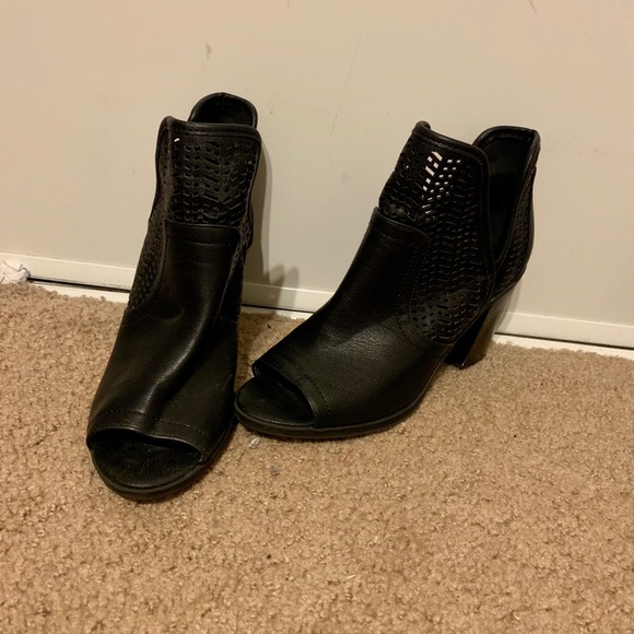 Black booties - Picture 1 of 1